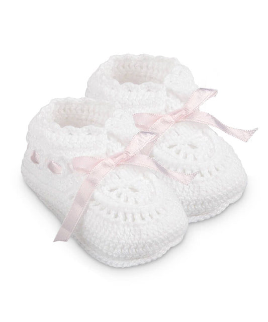 crochet booties pink ribbon-nb