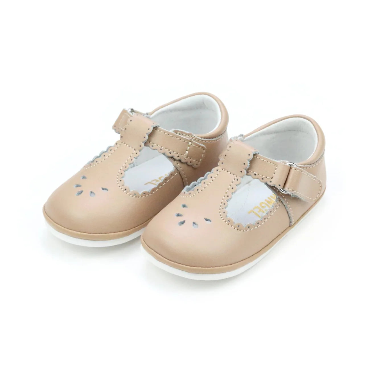 Dottie Scallop Shoe Latte